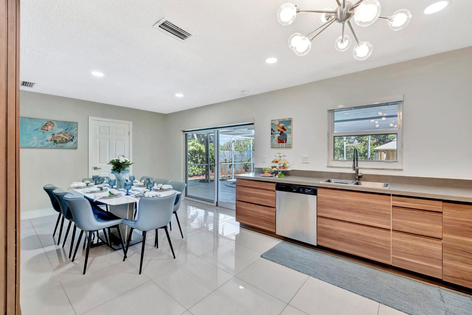 3bd Ft Lauderdale Xl Pool, Unique Playground, Bbq, Beach, Family Memories Holiday home Fort Lauderdale