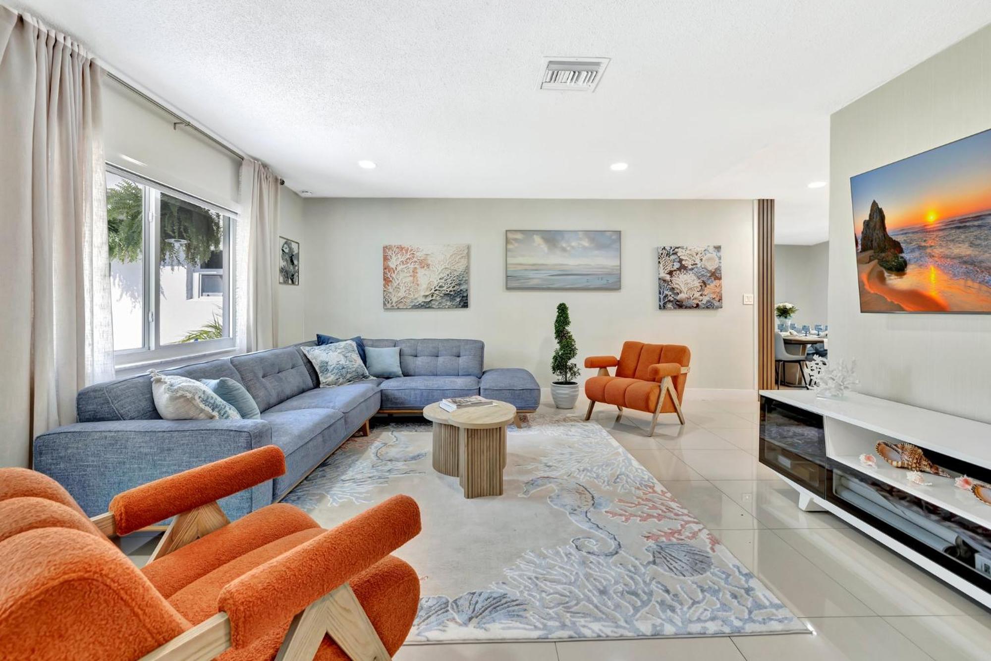 3bd Ft Lauderdale Xl Pool, Unique Playground, Bbq, Beach, Family Memories Fort Lauderdale