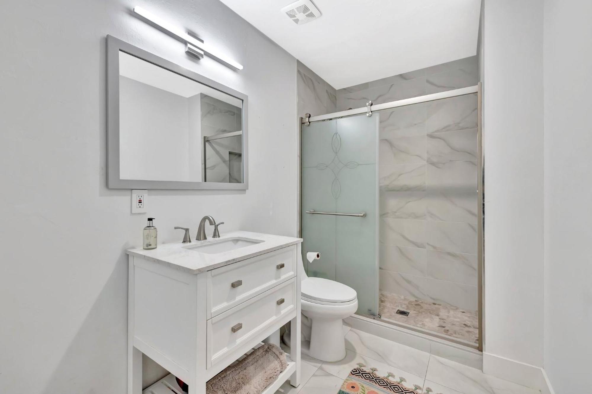 3bd Ft Lauderdale Xl Pool, Unique Playground, Bbq, Beach, Family Memories Fort Lauderdale