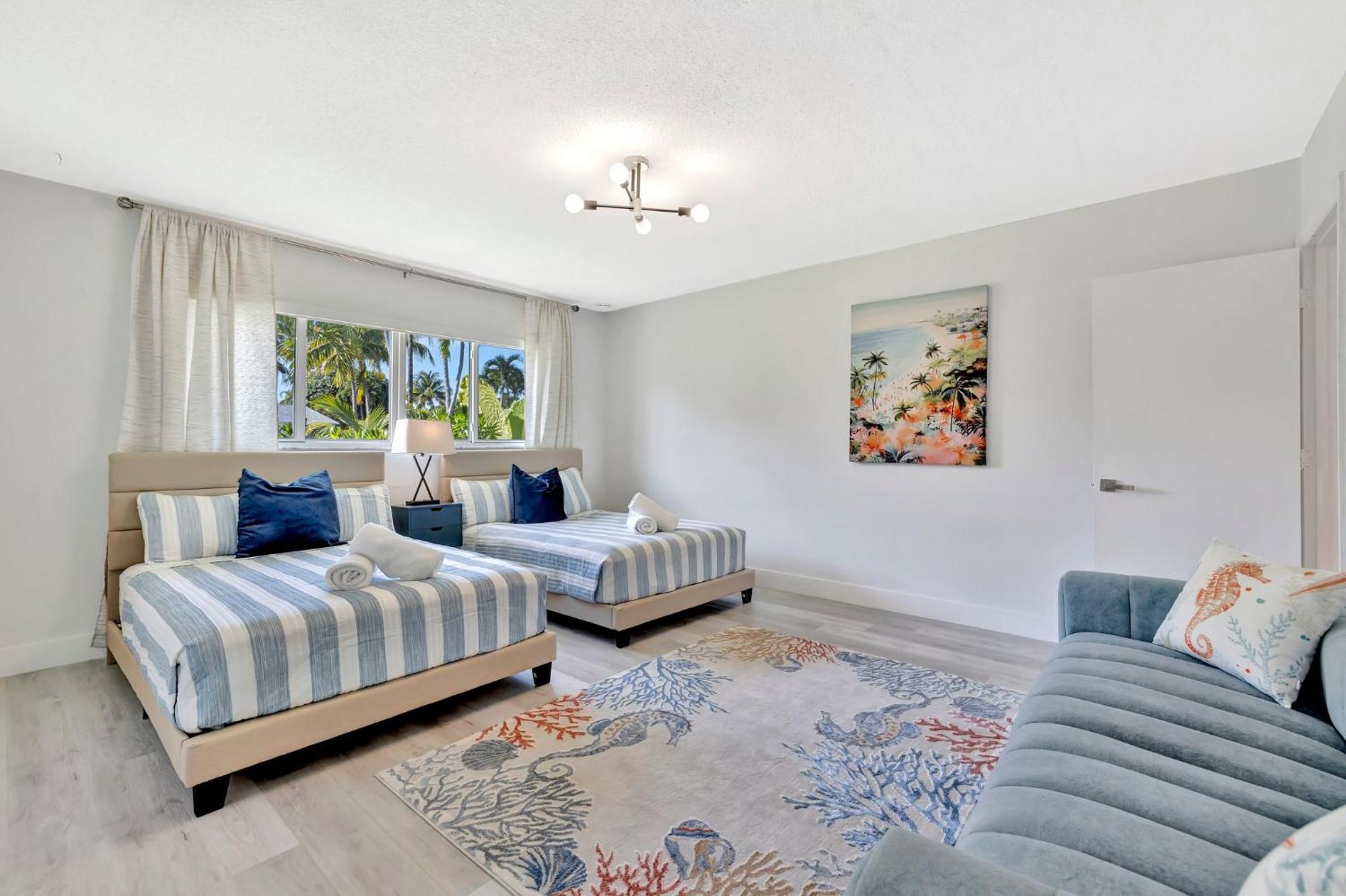 3bd Ft Lauderdale Xl Pool, Unique Playground, Bbq, Beach, Family Memories * Fort Lauderdale