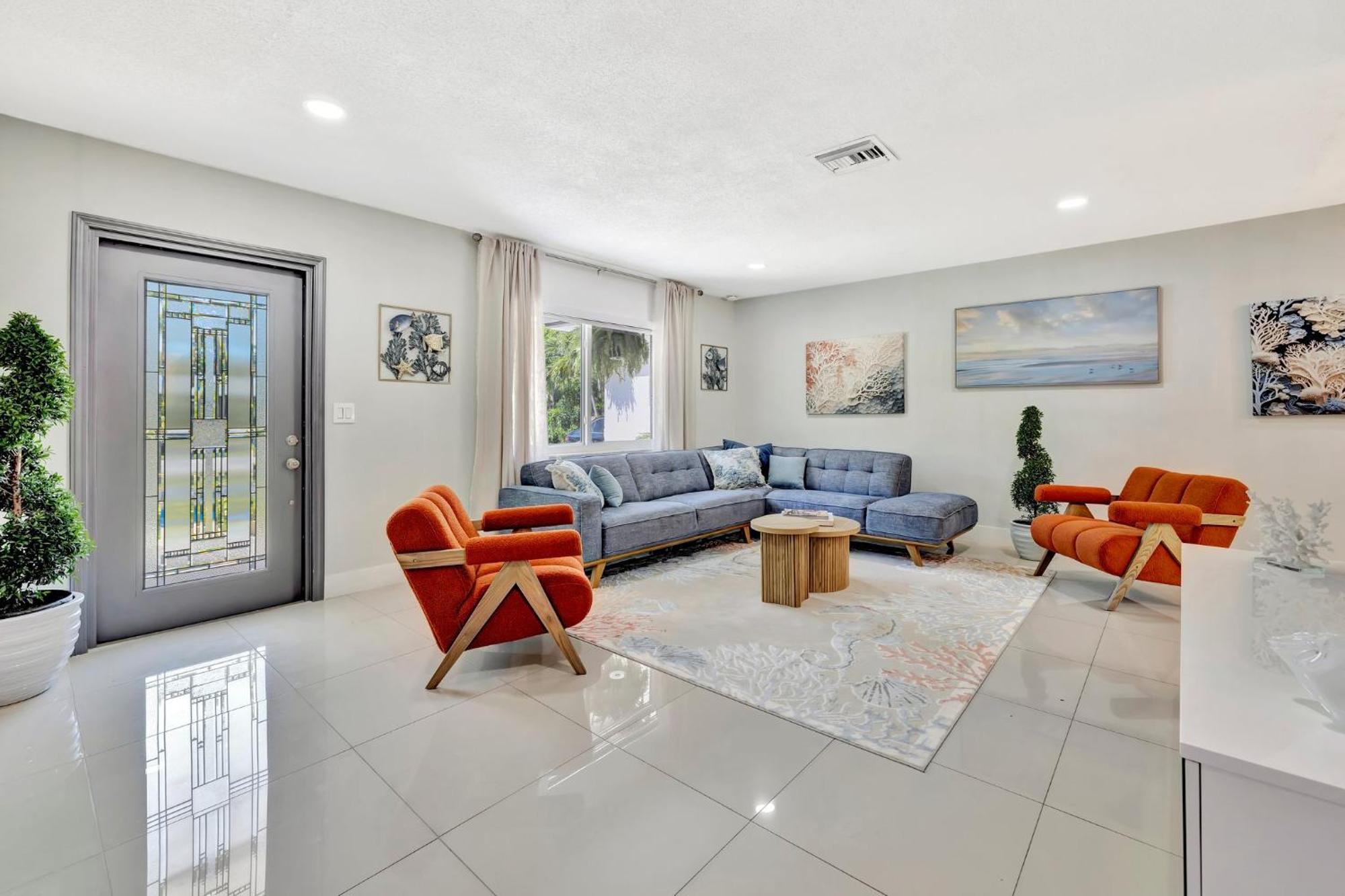 3bd Ft Lauderdale Xl Pool, Unique Playground, Bbq, Beach, Family Memories Holiday home *