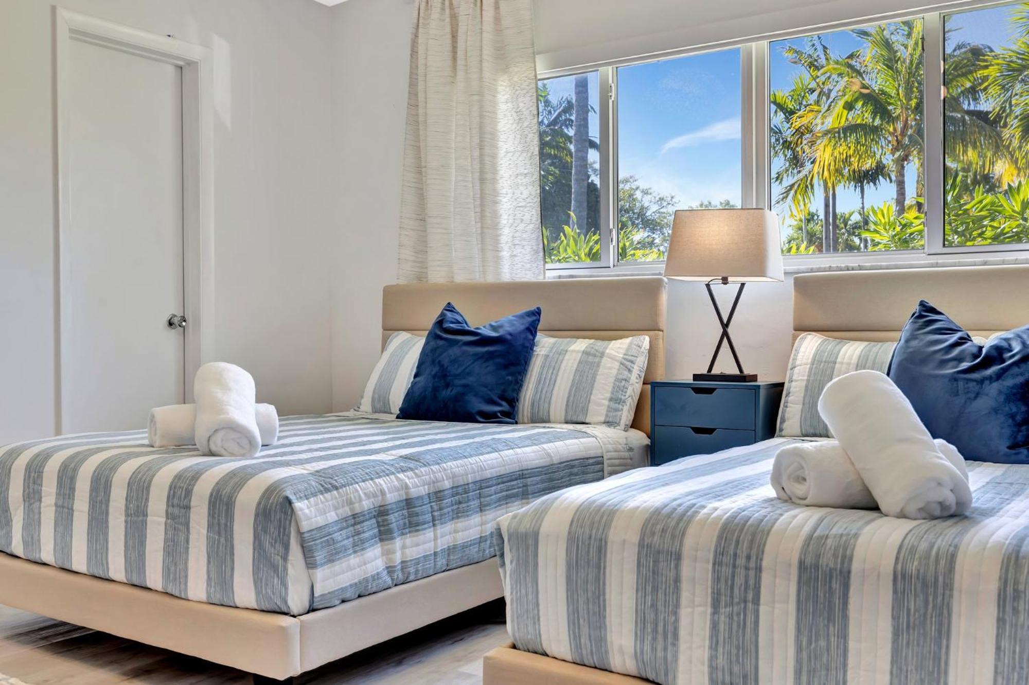 3bd Ft Lauderdale Xl Pool, Unique Playground, Bbq, Beach, Family Memories